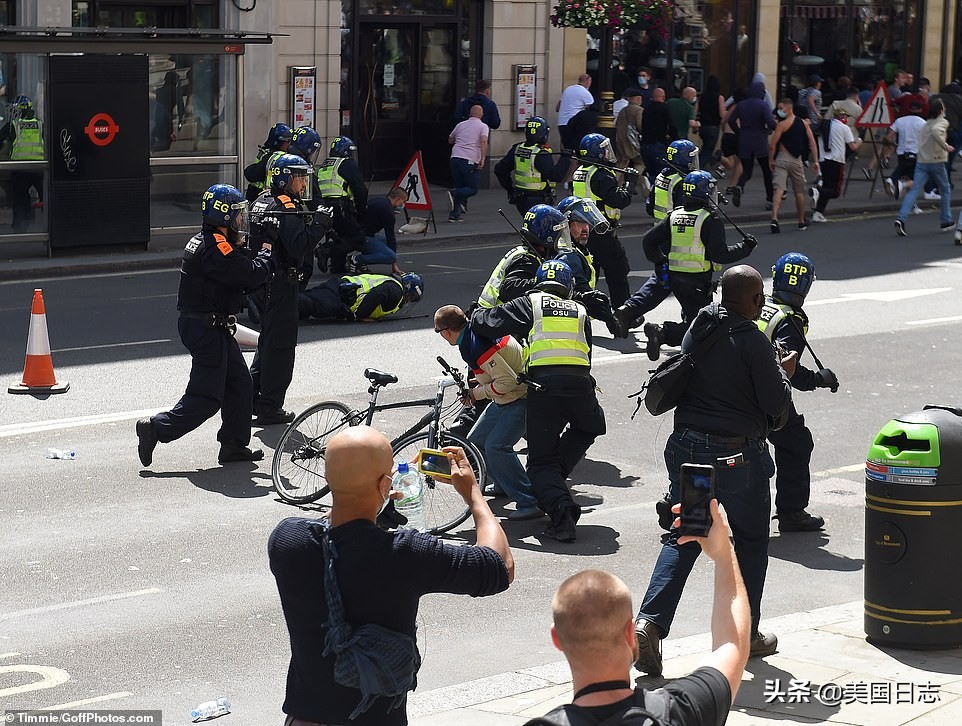 浼︽暒绉嶆棌楠氫贡浜嬩欢,鑻卞浗鐖嗗彂楠氫贡瀹炲綍瑙嗛