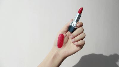 晒得再黑也不怕，这9支口红就是我的”秘密*器武**“