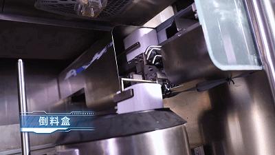 听说有群机器人乘“太空舱”悄然登陆广州?