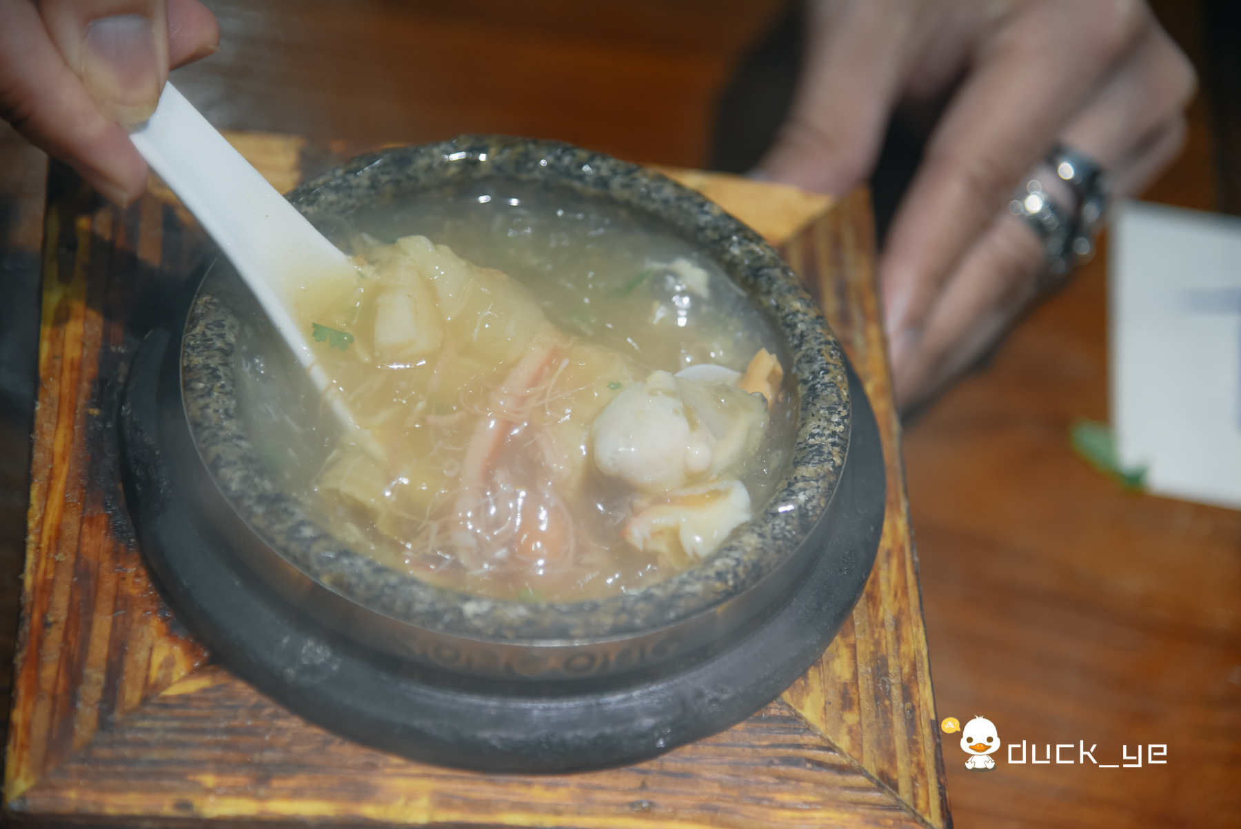 获奖无数，人称“金牌鬼见愁”的翅叔，这一碗翅广州人都爱