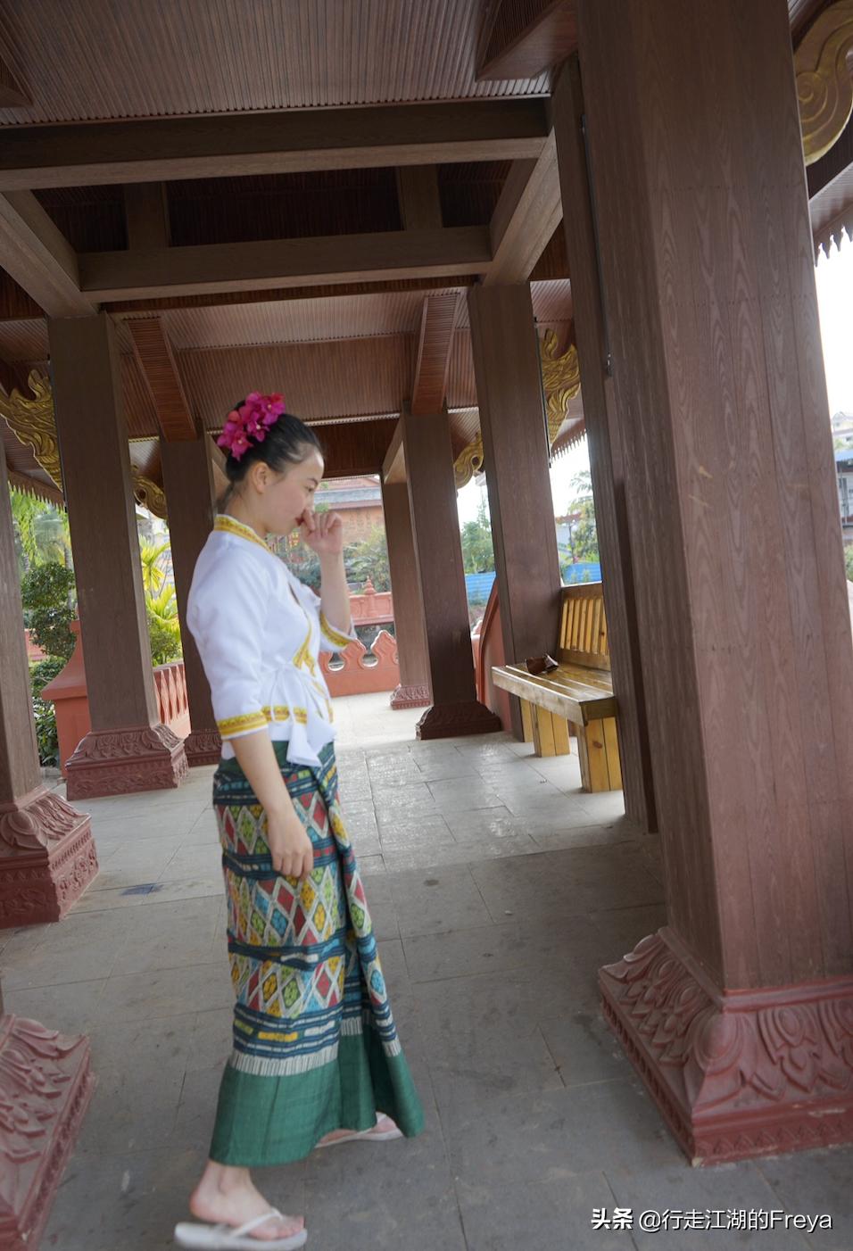 西双版纳傣族村寨赶集,西双版纳星期五赶集