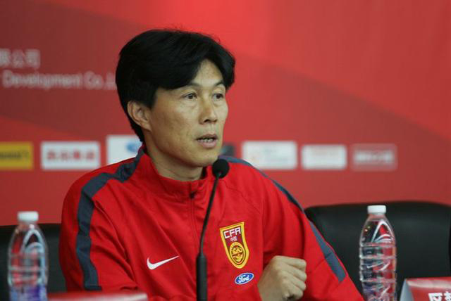 抗战名将之后区楚良，身高1米8的矮小守门员，妻子是跳水冠军