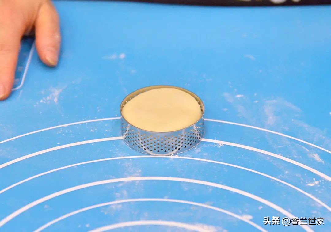 用什么品种玫瑰花做鲜花饼好吃,香兰的做法视频教程