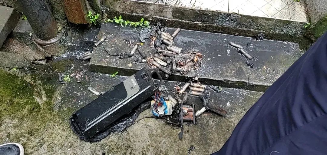 电动车充电安全隐患及预防措施,电动车充电器起火注意事项