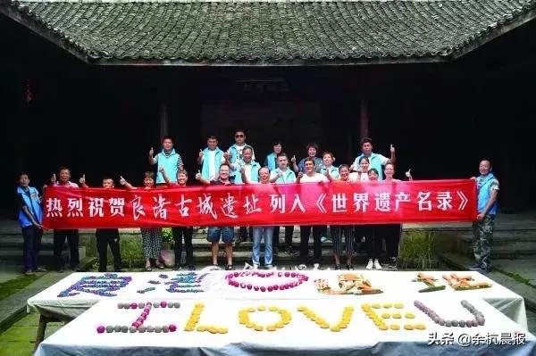 观众鼓掌欢呼起来,观众欢呼现场