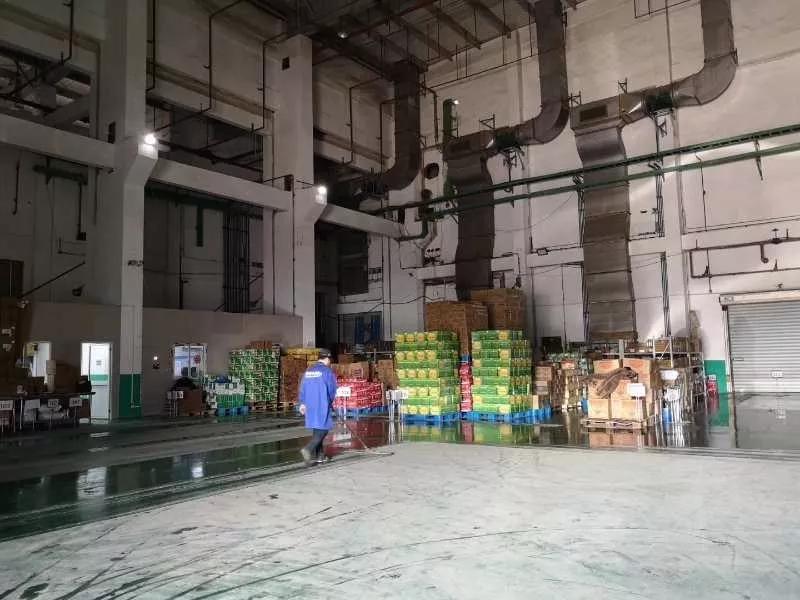 疫情之下生意惨淡门店居然加租金,疫情之下餐饮店实体店一片惨淡