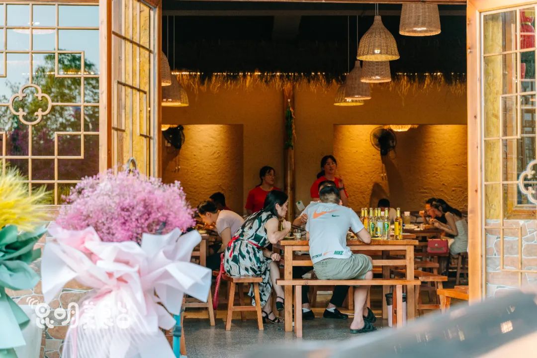 昆明排队三十年老店,昆明三十年老字号