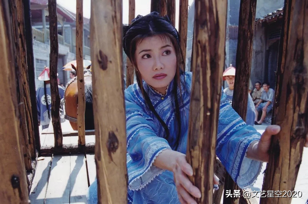 芝麻胡同导演刘家成简历,刘家成导演的情满三部曲