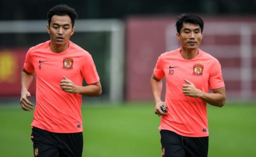 上港残阵绝杀,上海上港4比0胜广州恒大