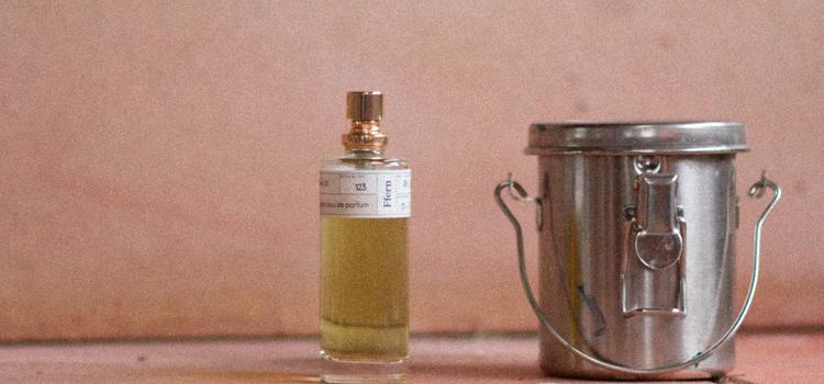 总裁夫人紫色绣球花透露花语，张大奕什么都能打版，唯独香水不行