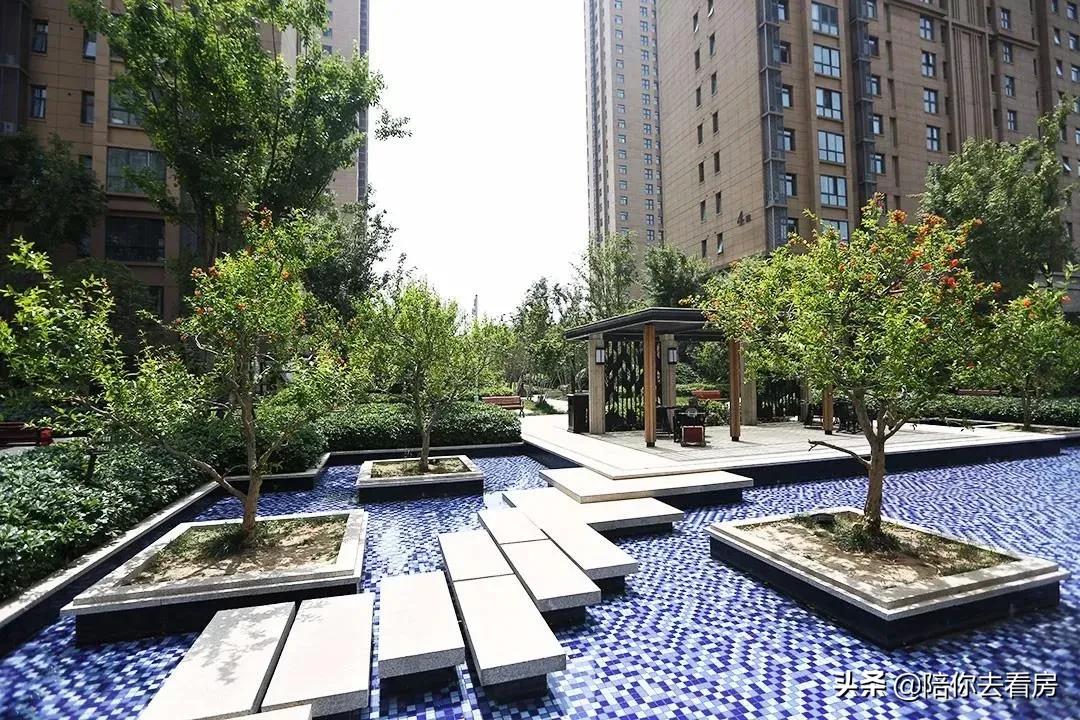 一个地市来的小开发商，打了所有大牌房企的脸