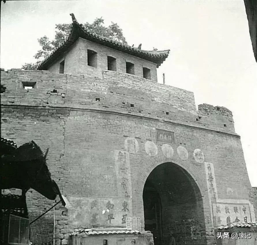 辉县不上山能去哪里旅游,辉县为什么不叫百泉市