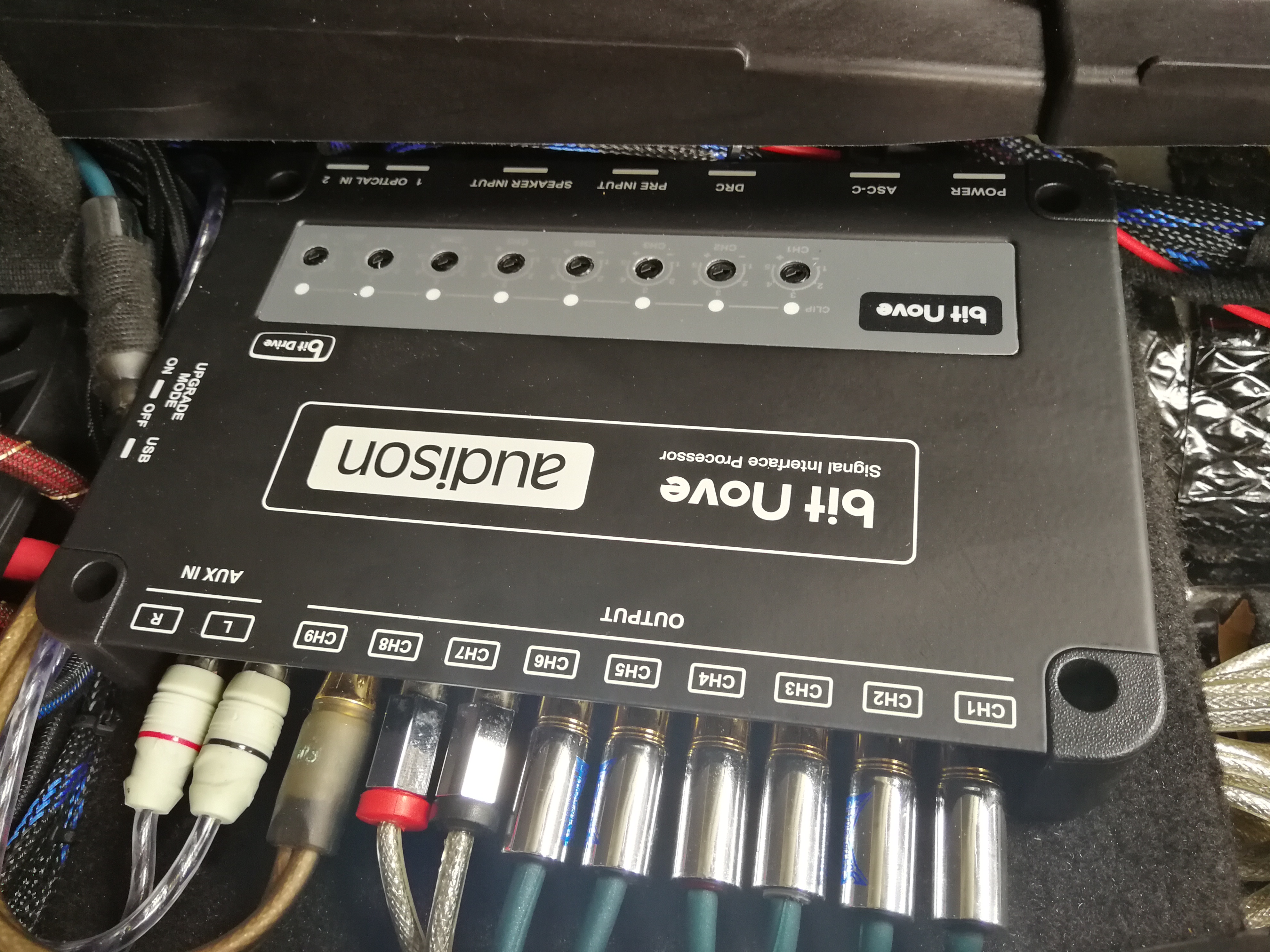 沃尔沃xc60汽车鸣笛喇叭改装,高品质车载音响改装