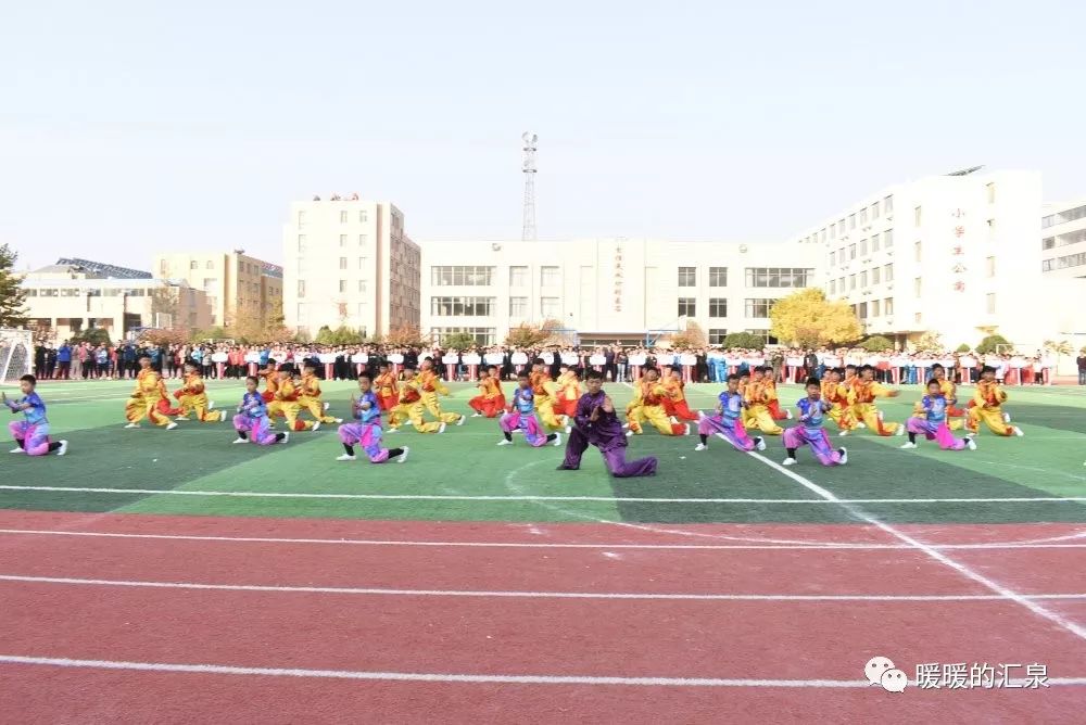 绿茵追梦足球视频,校园足球绿茵