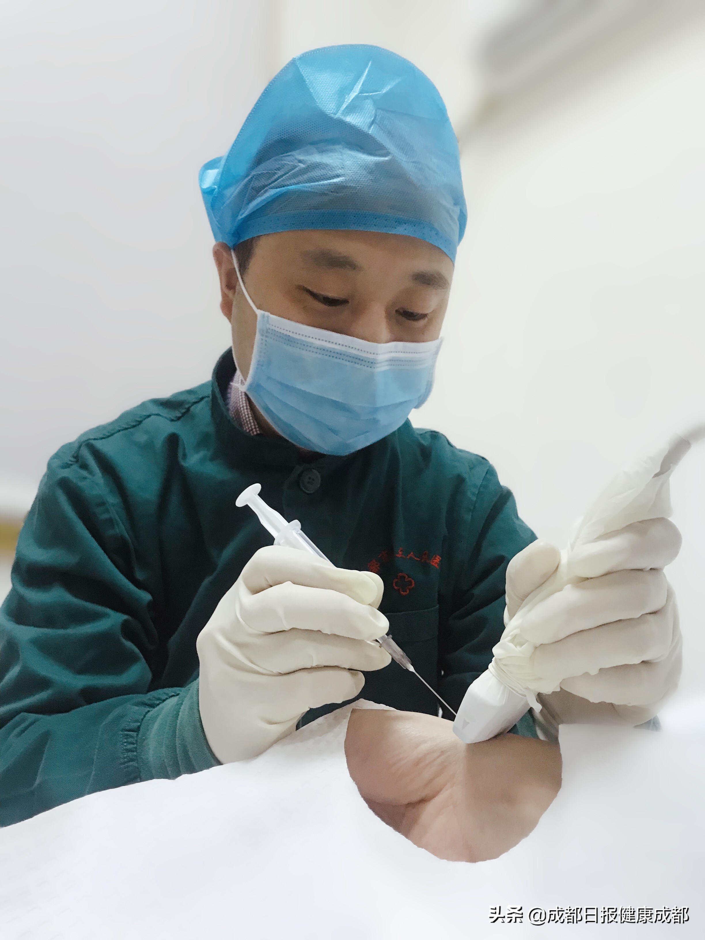 痛skr人咋办?有人专门解决这问题成都市三医院成立疼痛科疼痛不再忍忍忍