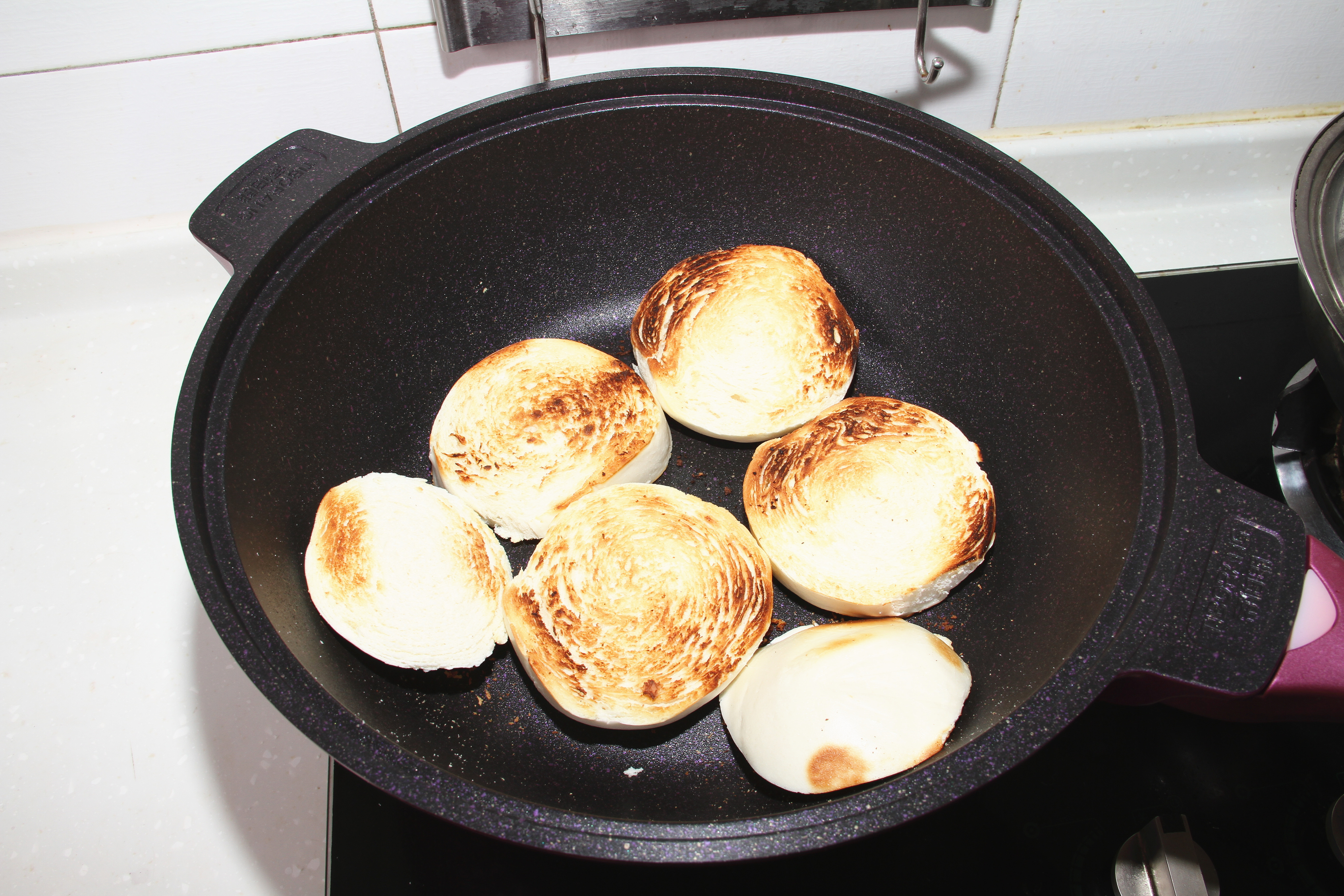 一锅顶八锅，不粘锅里面的小妖精——英国帝伯朗钛钻不粘锅