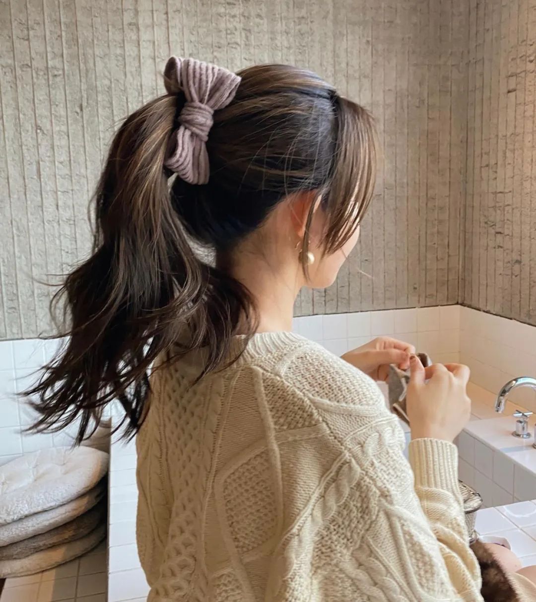 韩国女孩很会化妆,韩国东大门头饰