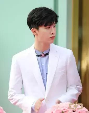 范冰冰美容院开门了吗,范冰冰美容院开业到场明星