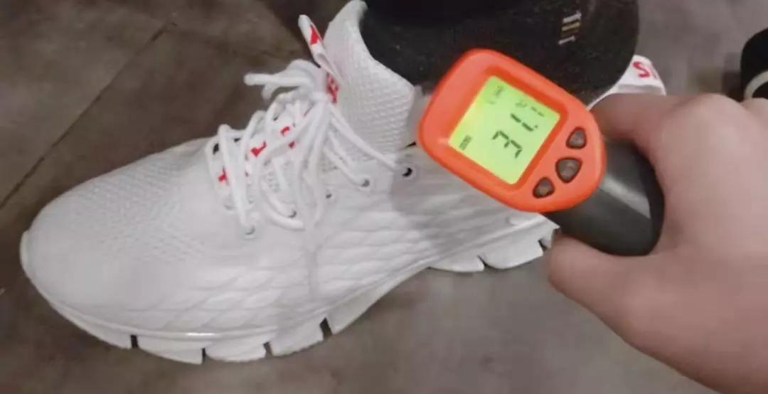 弹簧鞋高弹力20厘米,支撑缓震慢跑鞋性价比天花板