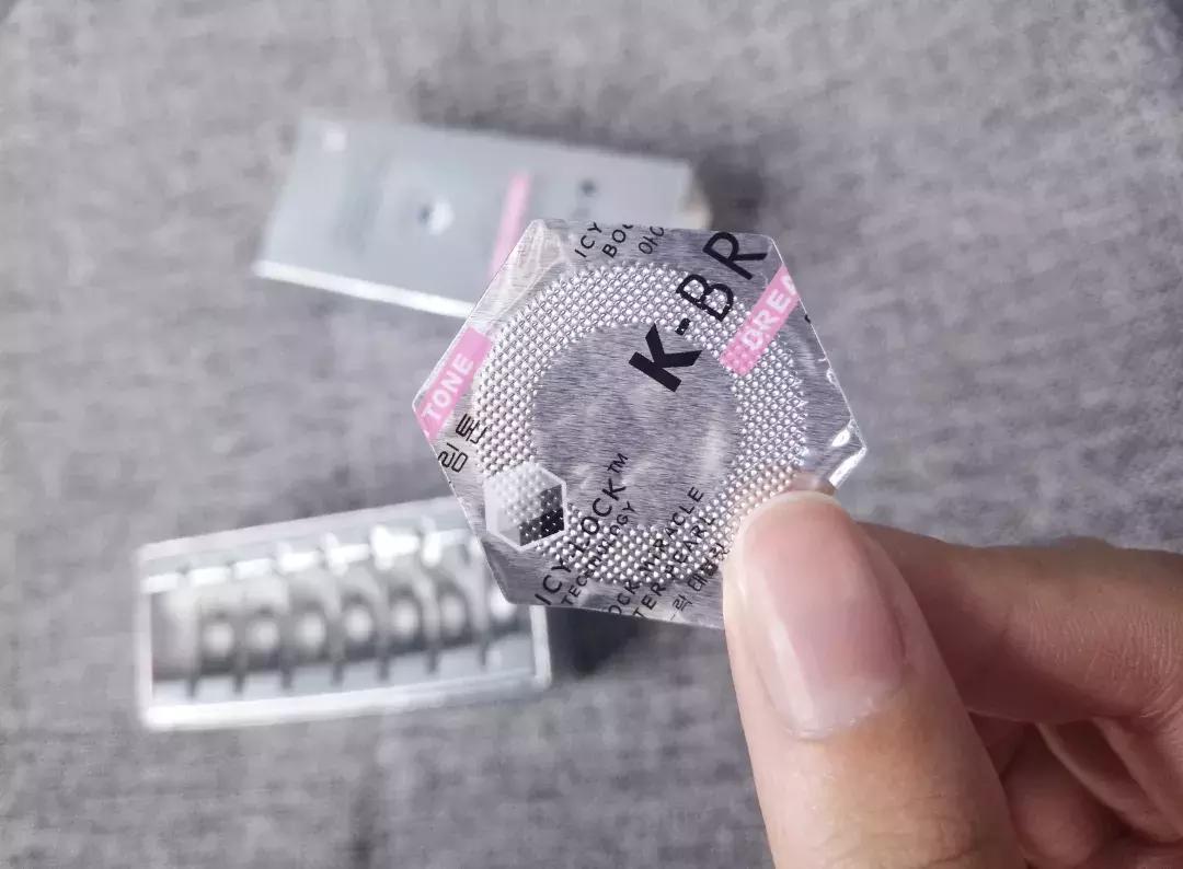 一到晚上皮肤暗沉发黄,一到下午皮肤暗沉