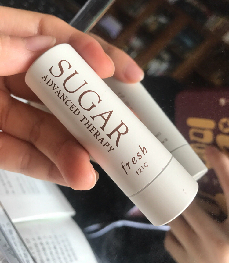 用了上百支润唇膏，我现在心目中的top10是这几个