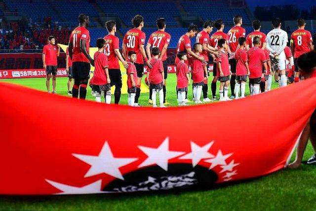 足球十大俱乐部排名,中国足球职业联赛哪些企业退出