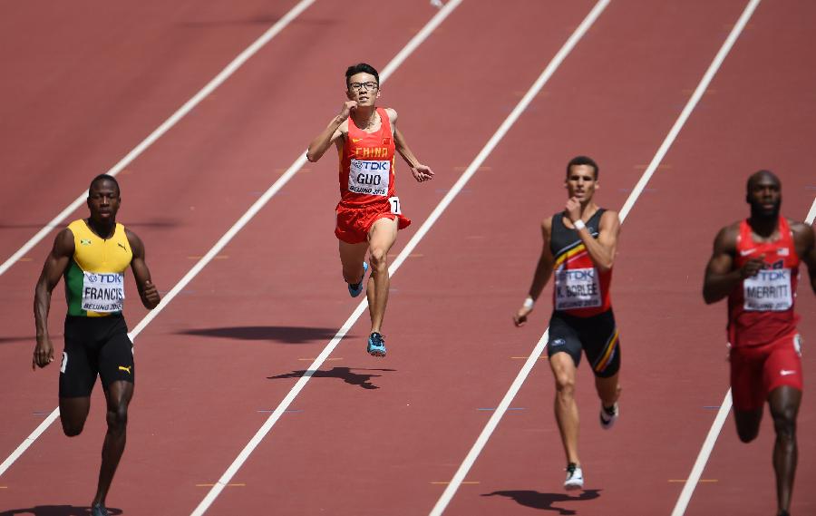 郭钟泽破400米纪录,郭钟泽400米夺冠央视解说