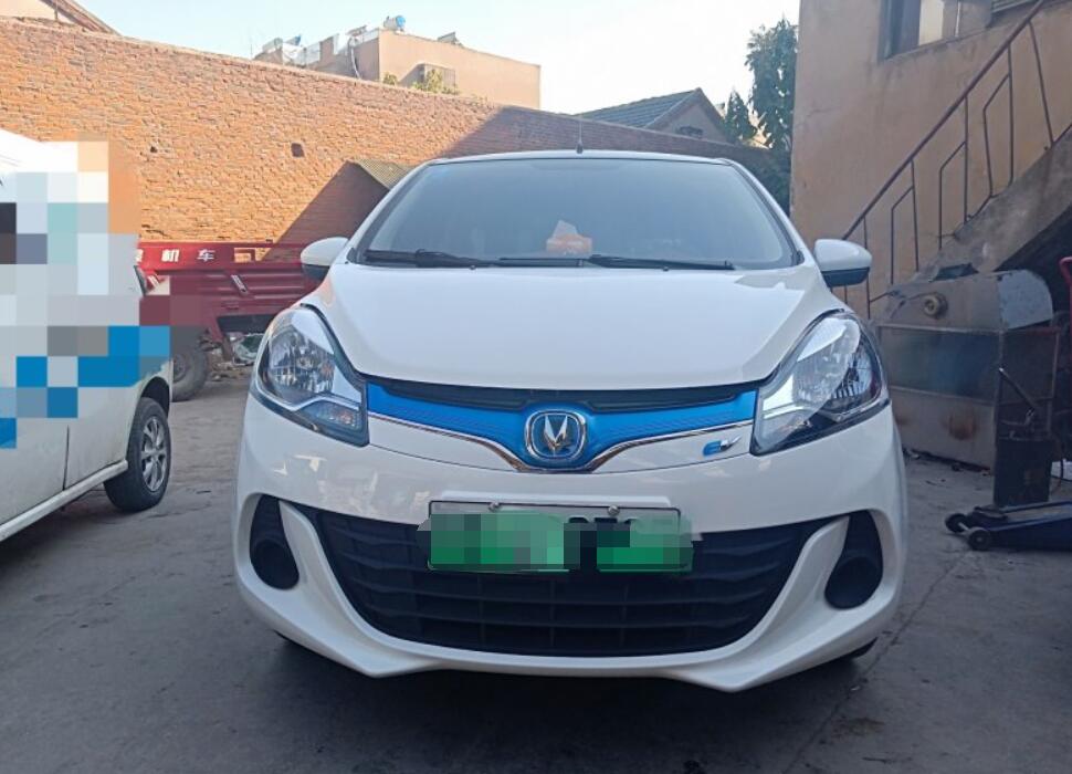 电动汽车长安奔奔ev,长安奔奔ev180电动汽车