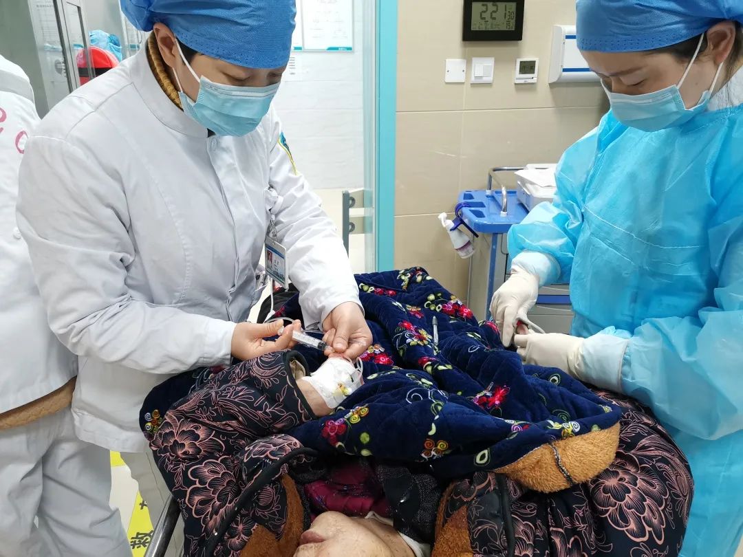 最美女人花|一起点赞，金堂抗疫玫瑰逆风绽放让人泪目