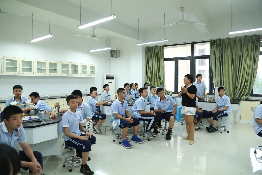 杨家坪中学c区双减课堂,重庆杨家坪中学培优班