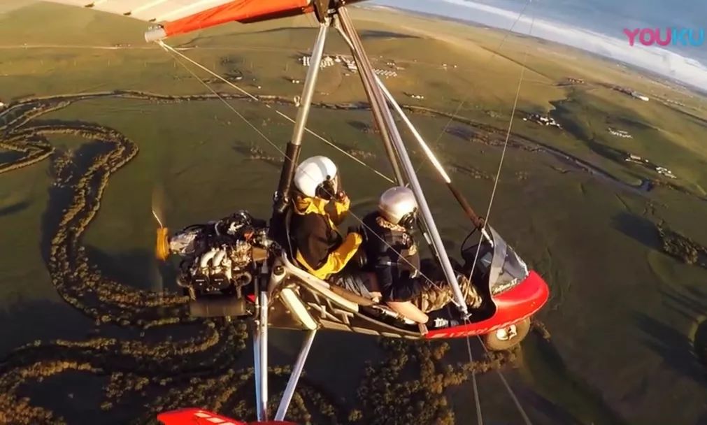 学生会的“璐瑶姐”、潜心公益的“爱心天使”、敢坐滑翔机的超飒女孩儿驾到