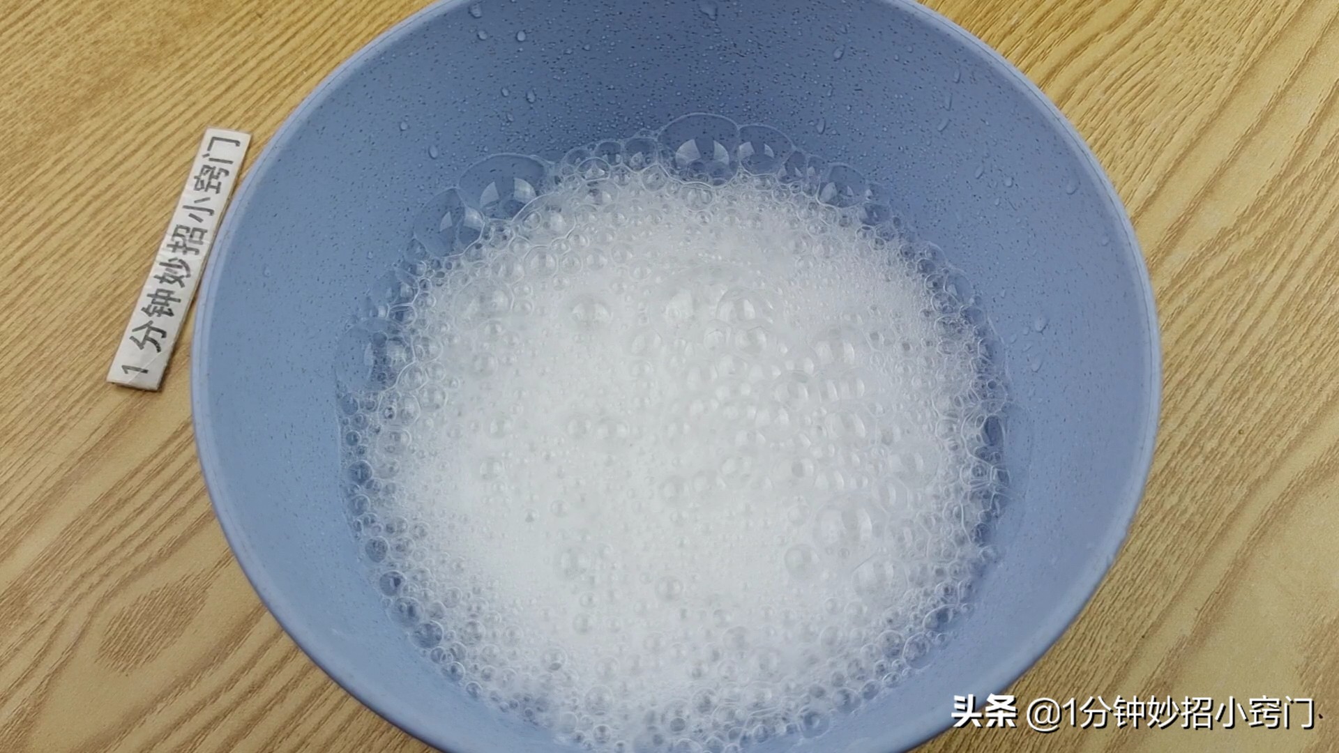 油烟机日常清洗教程,家里油烟机不管多脏一个口罩搞定