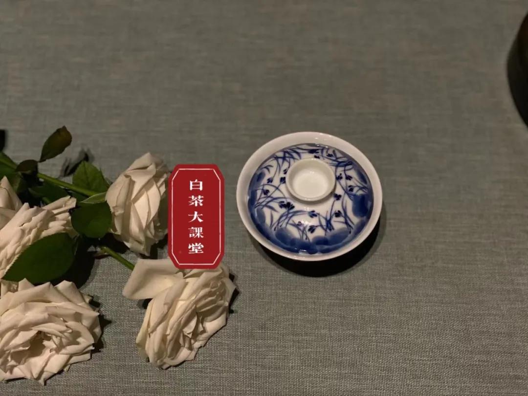 冲泡茶叶应该用什么杯子,冲泡绿茶最佳的茶具