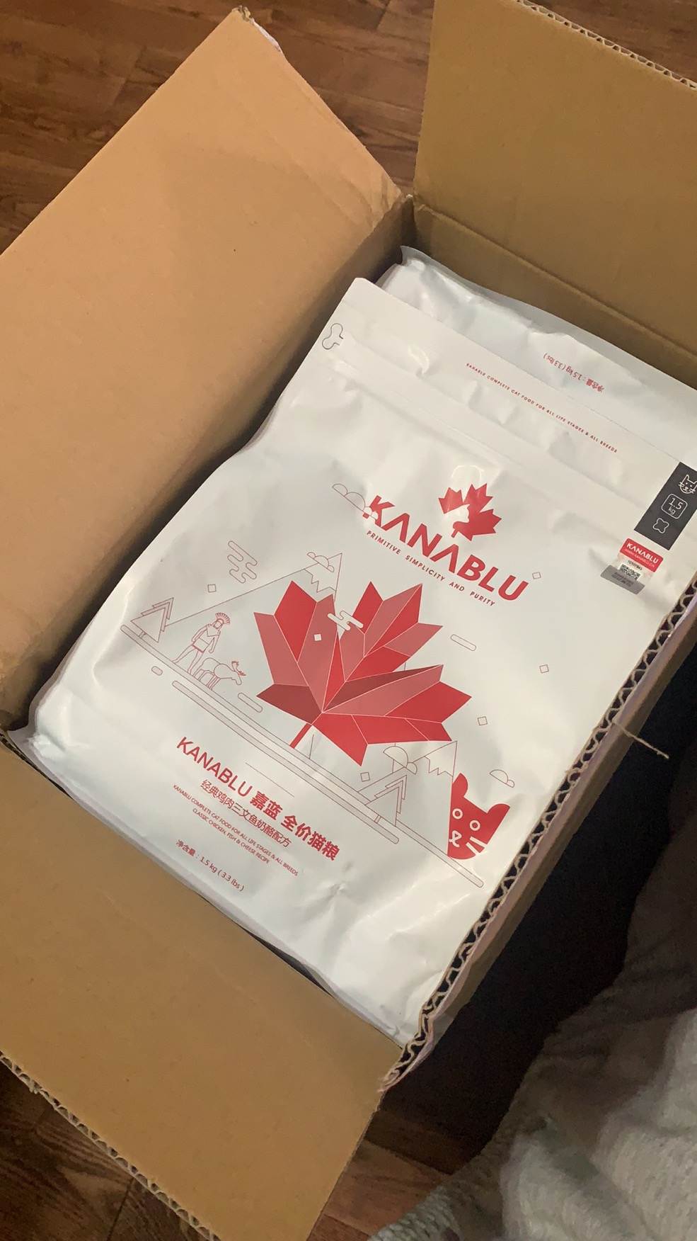 嘉蓝三文鱼猫粮,嘉蓝猫粮和皇家猫粮