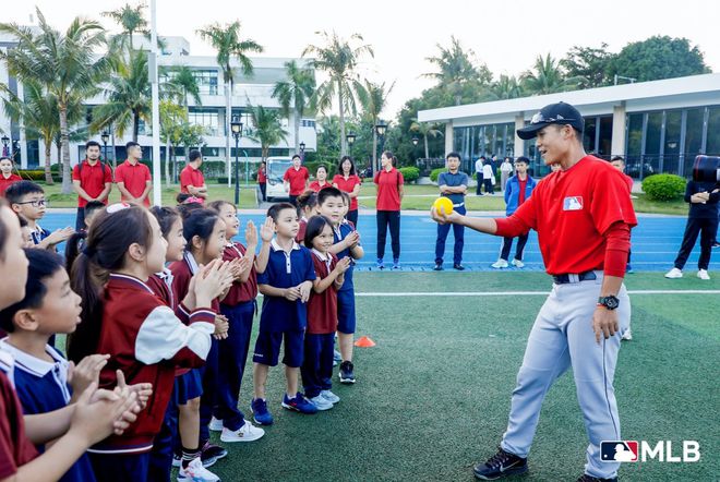 中国棒球崛起之路:少年强则棒球强校园操场才是最佳的棒球场