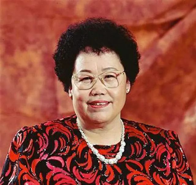 唐僧陈丽华活着吗,女富豪陈丽华与唐僧的故事