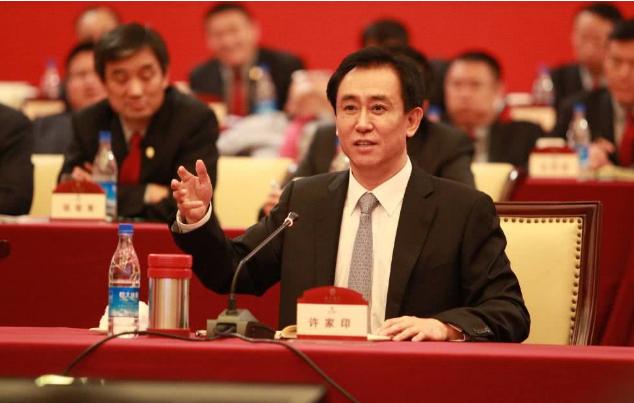 涓や綅鍓嶄腑鍥介瀵岀殑瀵规瘮,涓や釜棣栧瘜