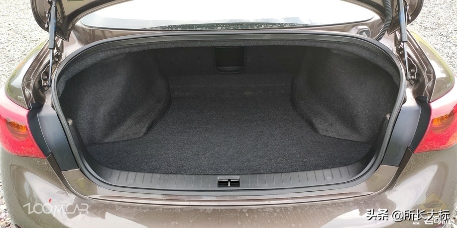 英菲尼迪q50l一阶测试,英菲尼迪q50灰色提车作业