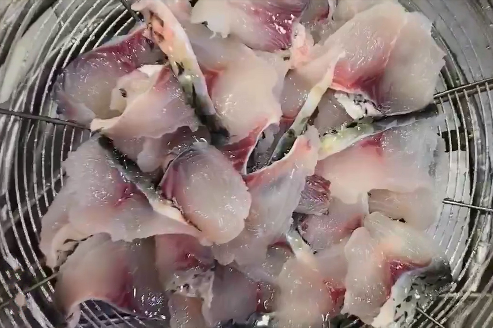 鱼片怎么又滑又嫩又不碎,鱼片怎么弄不老