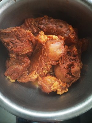 酱牛肉私家教学视频,常见家常酱牛肉的做法
