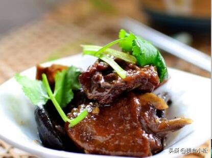 半只鸭子怎么做三菜一汤,鸭子炖什么菜好吃又营养