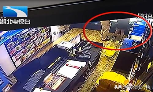 女服务员刚入职就被骚扰后续,女服务员被男子骚扰后续