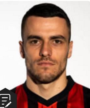 踢球者报道,足球球员转会上新闻