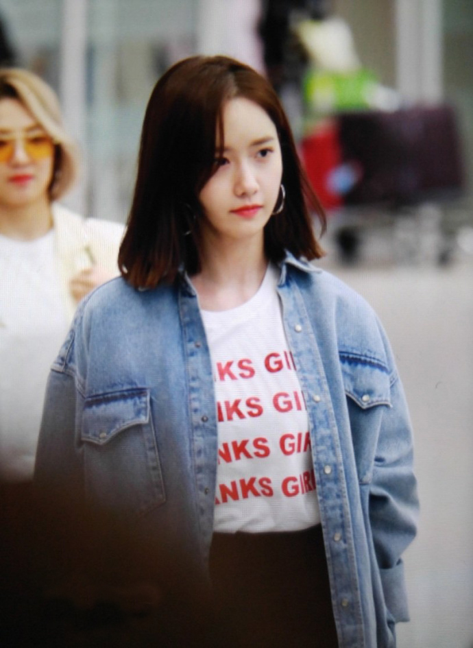 迪丽热巴杨幂穿搭,杨幂迪丽热巴穿衣风格