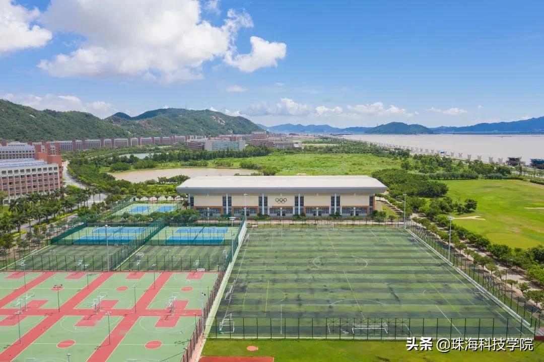 读一所校园环境和学习氛围全方位一流的大学是什么体验？