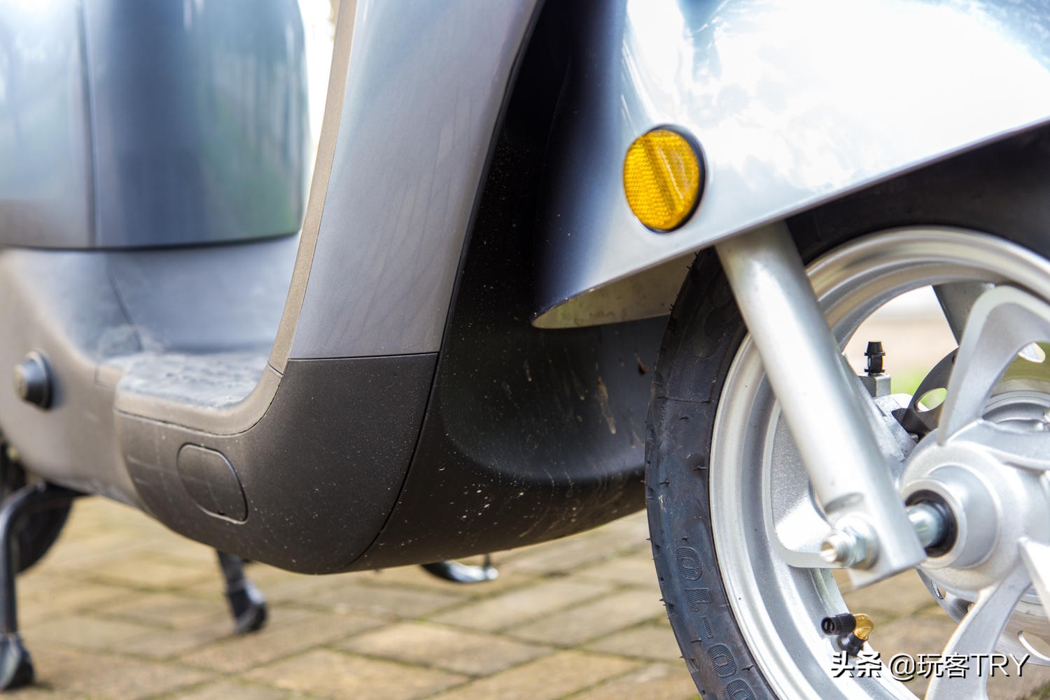 雅迪dm6真实价格,测评一辆1万多的雅迪电动车