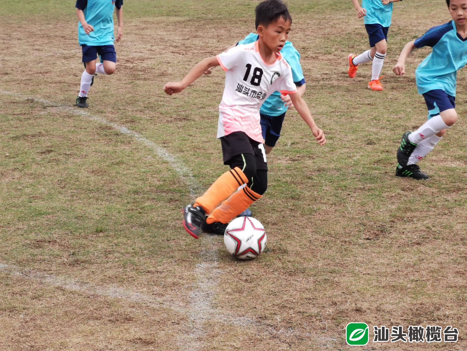 练俊杰2024全国青少年比赛,选拔足球球员技术要全面