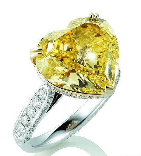 珠宝业界的潮流先锋！英皇珠宝演绎从1942至今的奢侈帝国