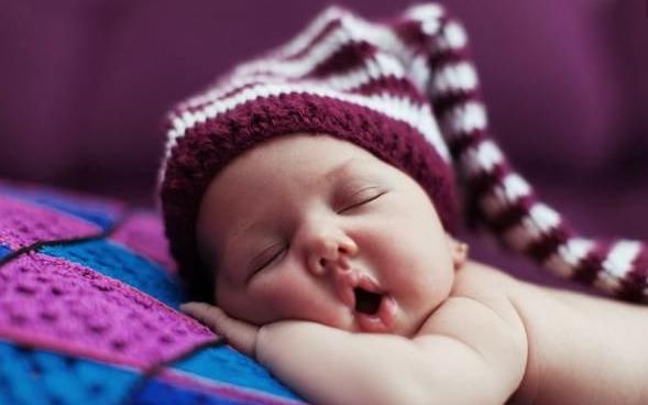 宝宝深秋秋冻防感冒技巧,几个月的宝宝在秋冬怎么预防感冒