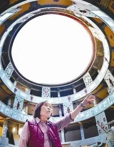 91岁老奶奶打造一座千年瓷宫,80岁老人打造千年瓷宫在哪